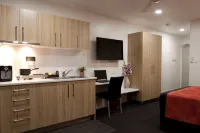 Abode37 Motel Emerald