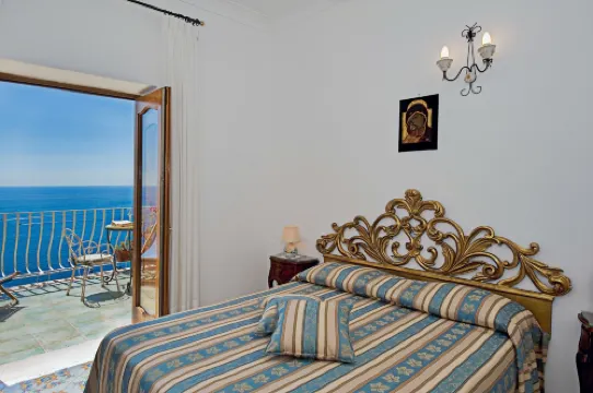 ลาโรซาเดยเวนติ