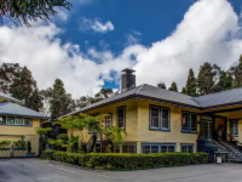 キラウェア ロッジ アンド レストラン ボルケーノのホテル