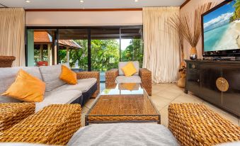 Villa Toba by Tropiclook