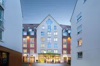 Holiday Inn NÜRNBERG City Centre Các khách sạn gần ActionPark Nürnberg