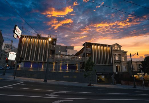 인 온 브로드웨이 객실 이미지