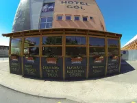 戈爾普羅斯捷約夫酒店 酒店