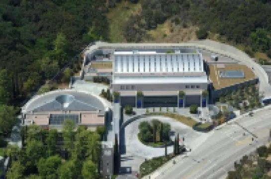 럭스 선셋 불러바드 호텔