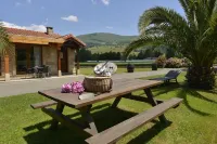 Piscina en Casa Rural Con Encanto El Puentuco Una de las Casas Mas Valoradas de Cantabria Hotels in Pas - Miera