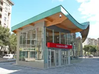 Cesaraugusta Hotels near Gran Via