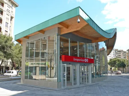 Cesaraugusta Отели рядом с достопримечательностью «Pk2»