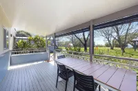 Reflections Corindi Beach - Holiday Park Hotels in Woolgoolga