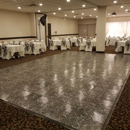 Seven Oaks Hotel Regina, SureStay Collection by Best Western