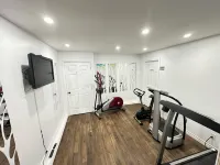 Motel 7 Inn & Suites - Gym