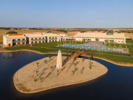 Vila Gale Nep Kids Отели в г. Алберноа