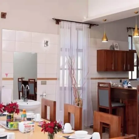 Simba Villa