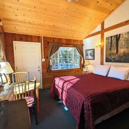Bluebird Cottage Inn
