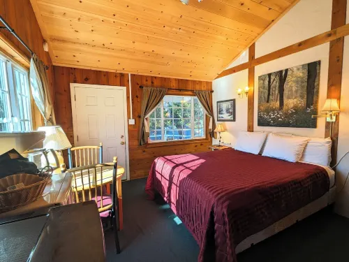 Bluebird Cottage Inn Hotels in Idyllwild