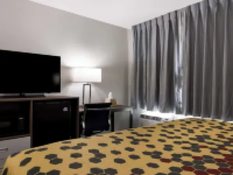 Econo Lodge Portage Hotels in Portage