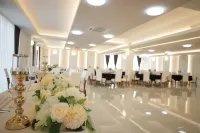 Andoena Resort