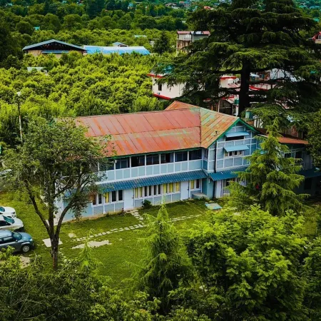 Castleton Casa
