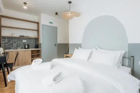 Canvas Color Your Stay Отели в г. Волос