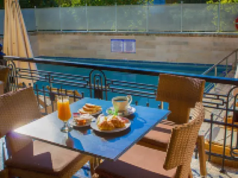 Anthena Studios Hotels in Skiathos