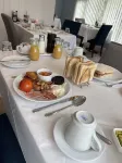 Birkdale Guest House - breakfast