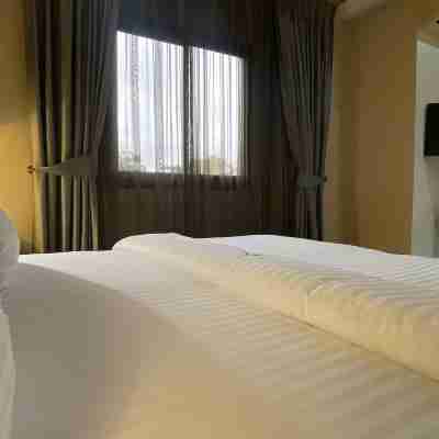 Particular Destiny Suites Rooms