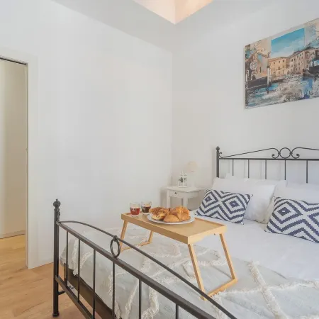 Independence Apartment with Balcony