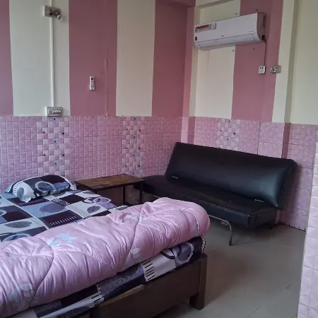Hotel Shah Paradise