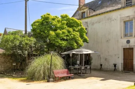 Manoir de l'Aisnerie Отели рядом с достопримечательностью «Audencia Bachelors»