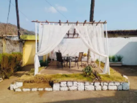 Zunox Guest House Hotels in 