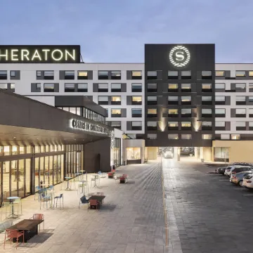 Sheraton Laval Hotel