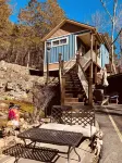 All Seasons Treehouse Village