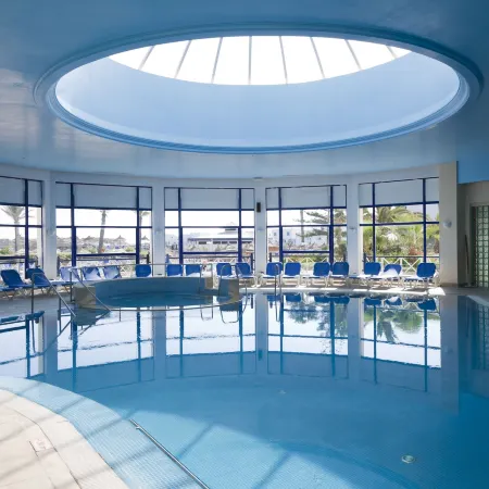 Regency Hotel & Spa