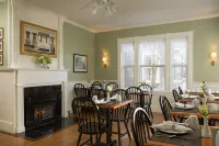 Brass Lantern Inn Hotel di Nantucket