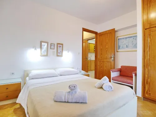 Rouladina Apt 4 in Stalos - Apartments