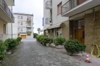 Joivy Spacious 2-Bedroom Flat with Balcony Near Beach in Sestri Levante