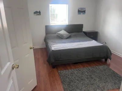 Cozy Home in the heart of Boro Hotels near Barfield Crescent Park