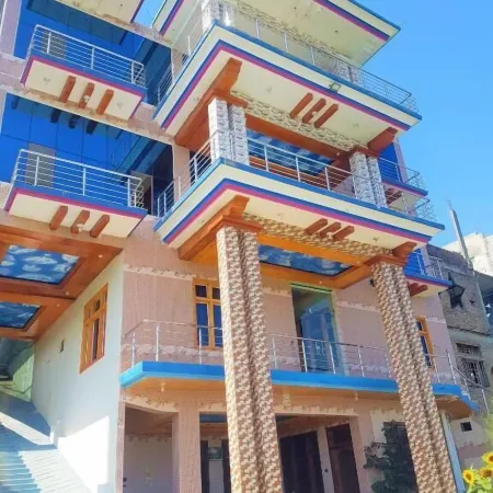 River Breeze Hotel