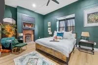 Artsy Creative Haven Home St. Louis Art District