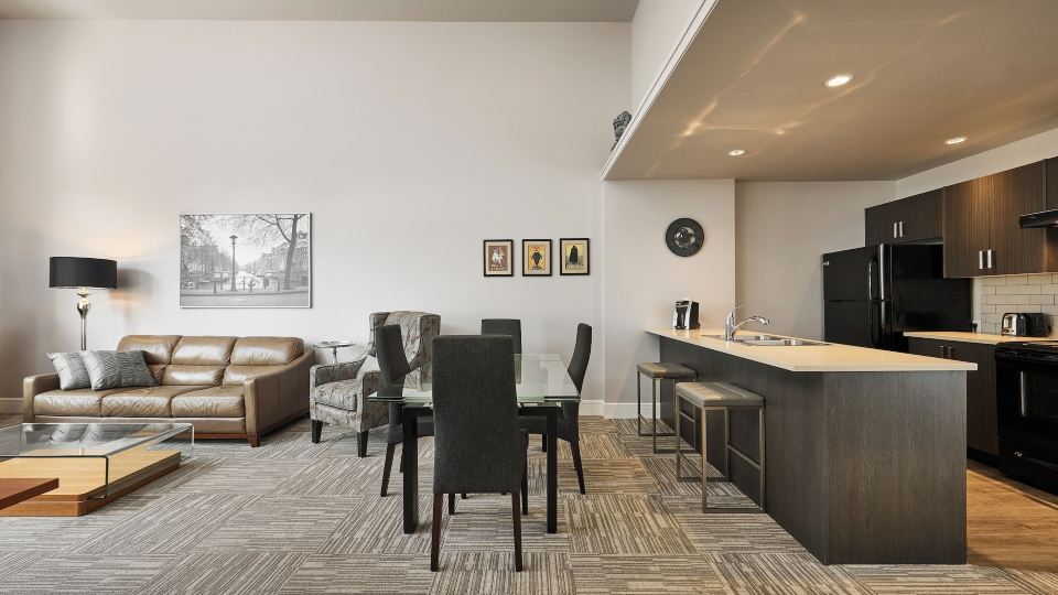 SoLo Suites
