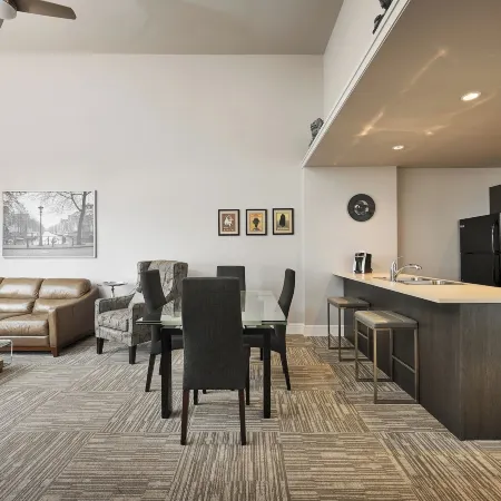 SoLo Suites