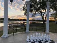 Oasis Lake Buchanan Hotels in Buchanan Dam