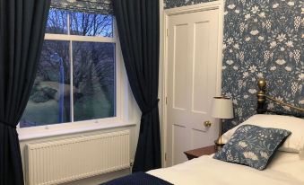 The Old Lodge Guest House