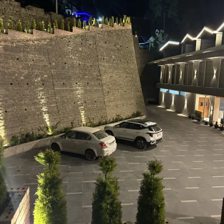 Arnisa Kasauli - A Boutique Hotel