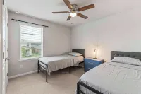 Charming 4-bedroom spacious house near I-35 in lovely Selma/Schertz San Antonio Hotels in Universal City