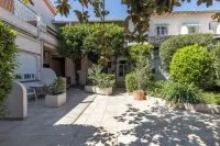 La Garoupe-Gardiole Hotels in Antibes