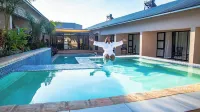 The Telescope Boutique Lodge - Bars