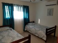Four J's Residence Cozy Apartment in Santiago 10 minutes from Airport with SPA