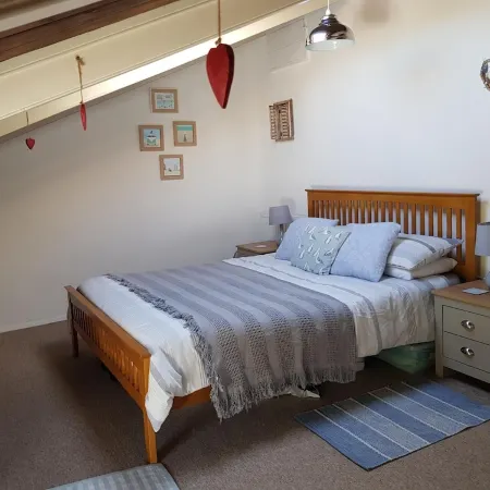 Walk to beach, village location, near Fowey and Eden Project فنادق في بار