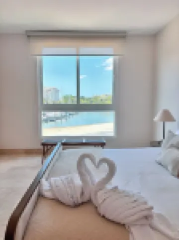 Nautical 3-bedroom ocean view at Marina Village のホテル