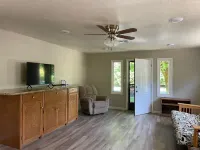 2/1 House With Deck- Trail To River With Amazing Sandy Beach- Solar Heated Pool